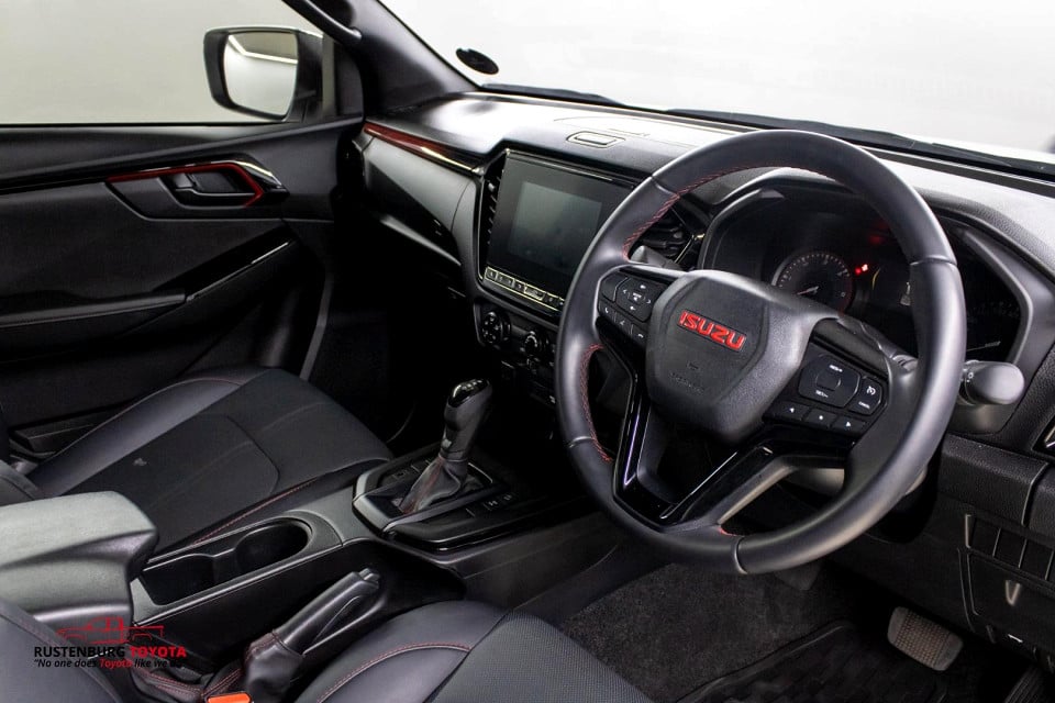 Photo 19 of 28