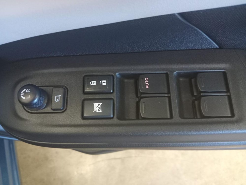 Photo 13 of 21