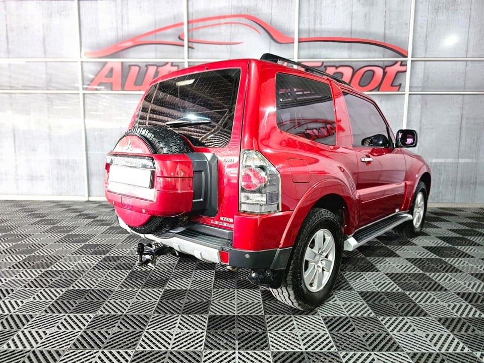 Photo 3 of 12
