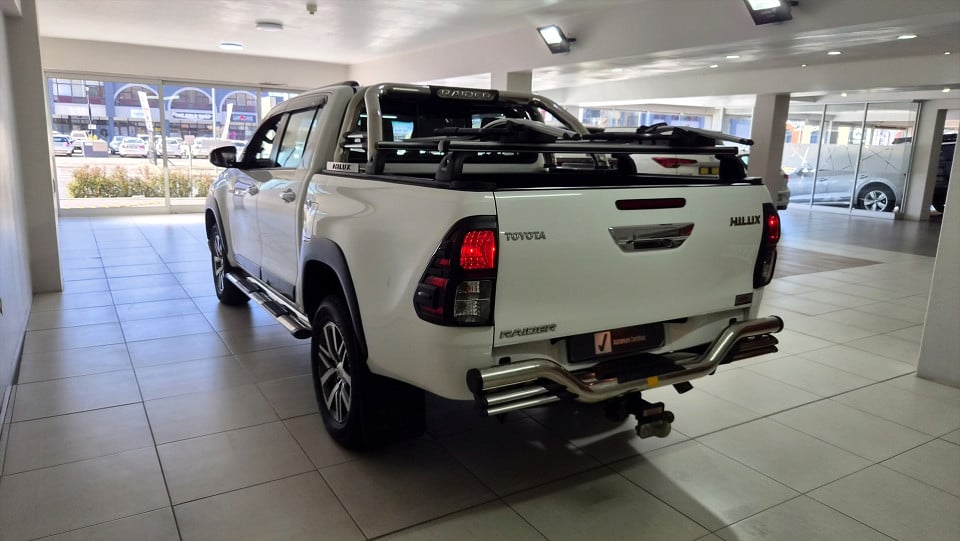 Photo 8 of 16