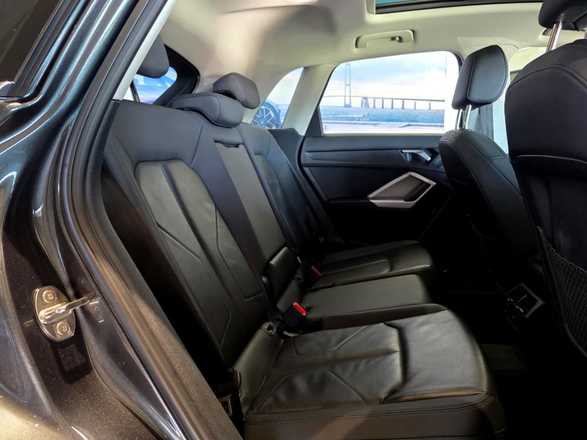 Photo 13 of 34