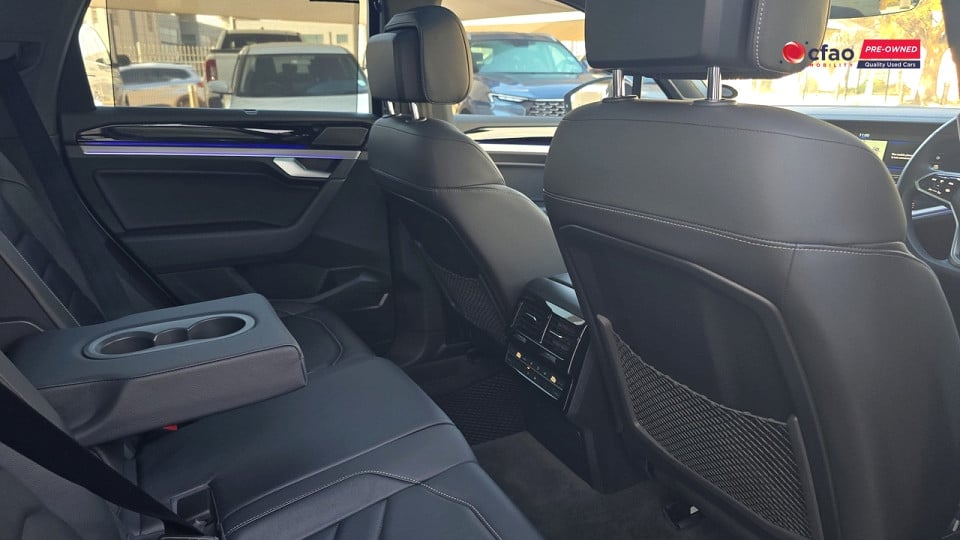 Photo 24 of 27
