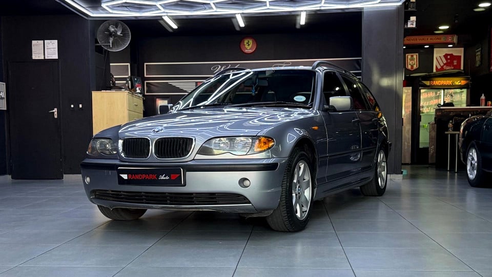 BMW 318i TOURING (E46)