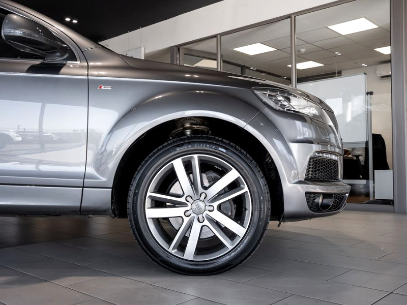 Photo 15 of 30