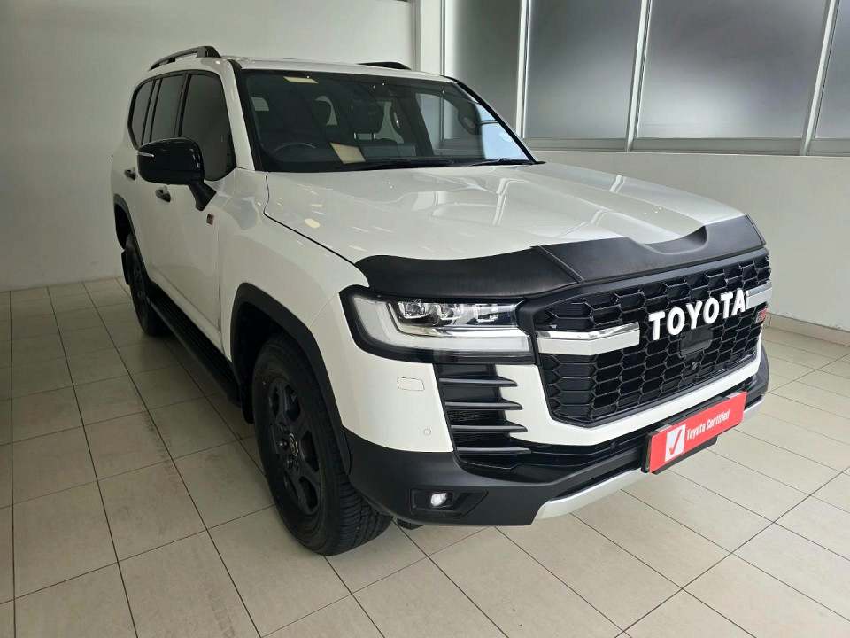 Photo 3 of 14