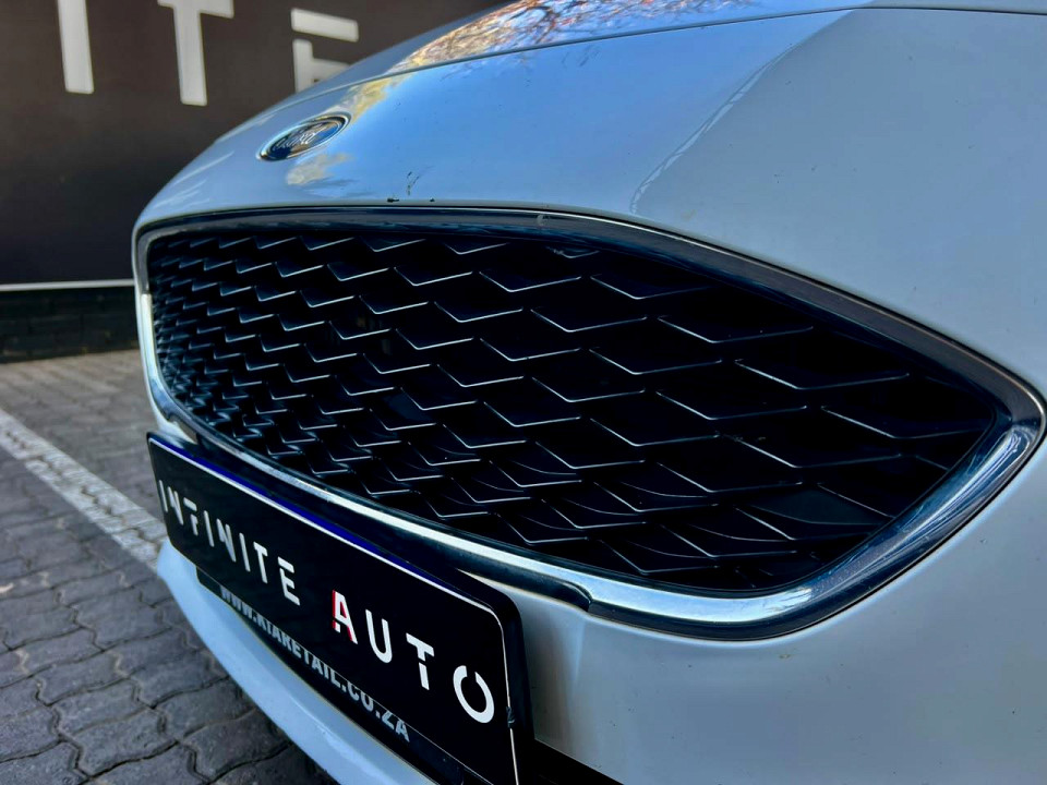Photo 9 of 21