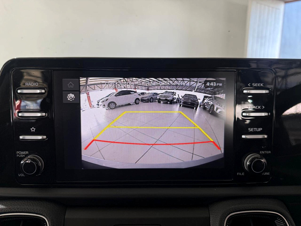 Photo 18 of 21