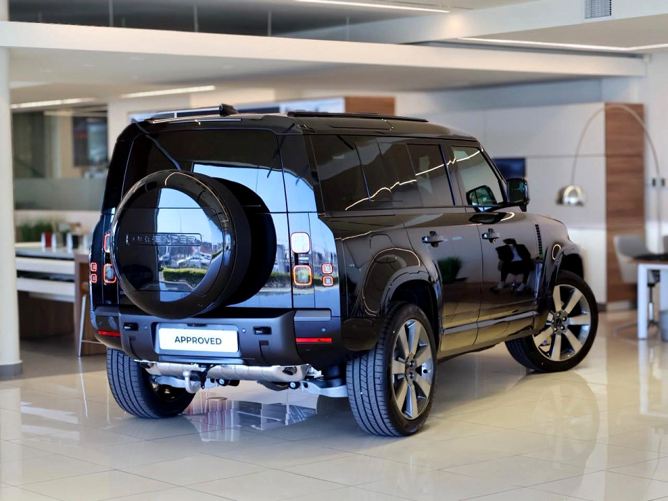 Photo 16 of 25