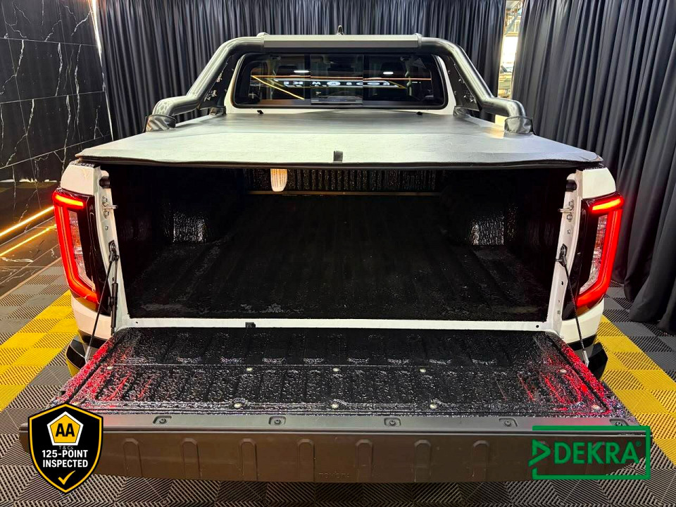 Photo 14 of 17