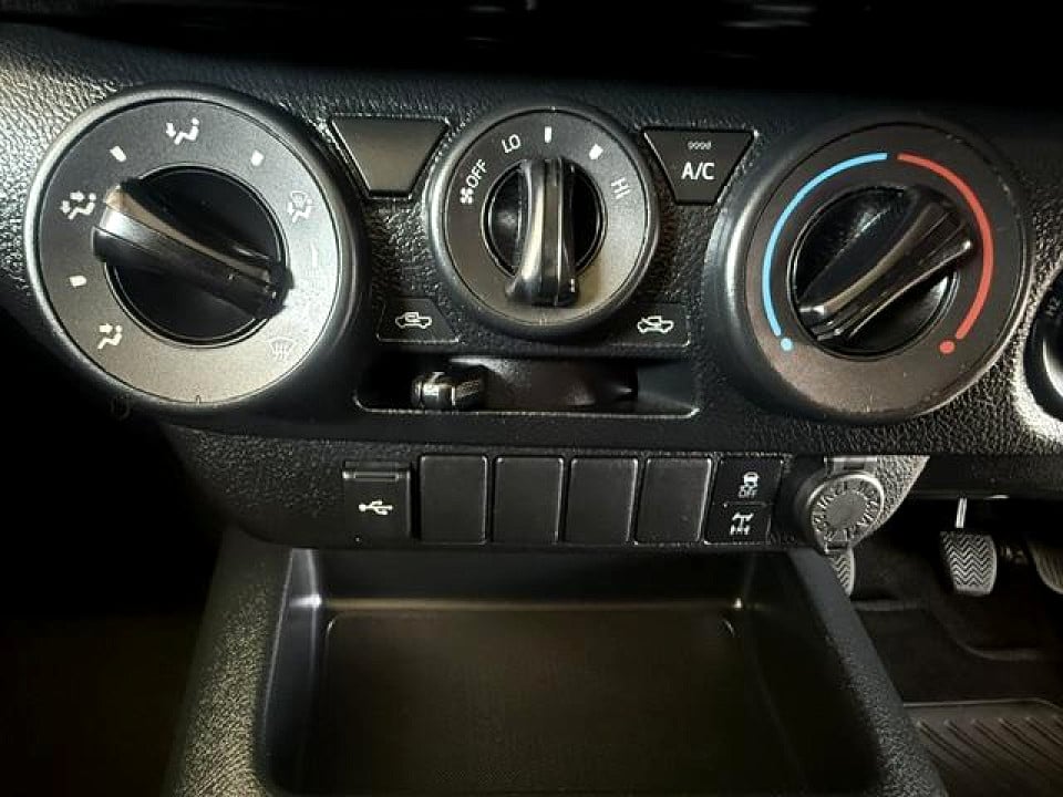 Photo 19 of 21