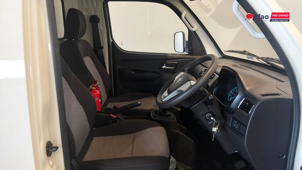 Photo 12 of 17