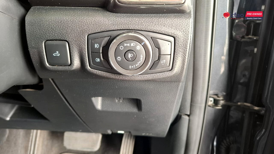Photo 18 of 23