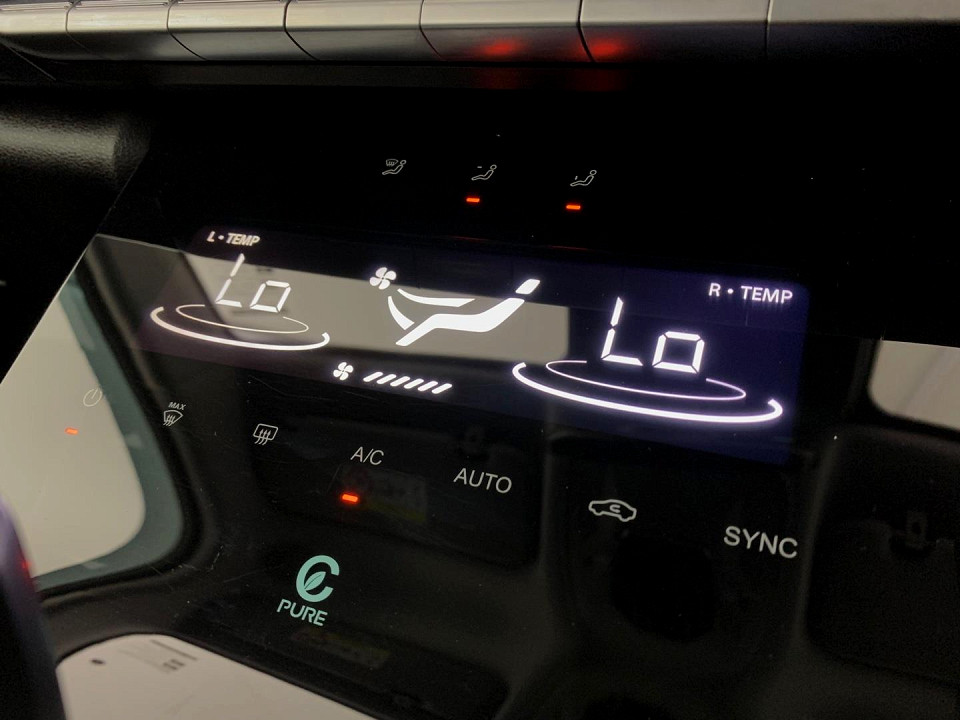 Photo 11 of 20