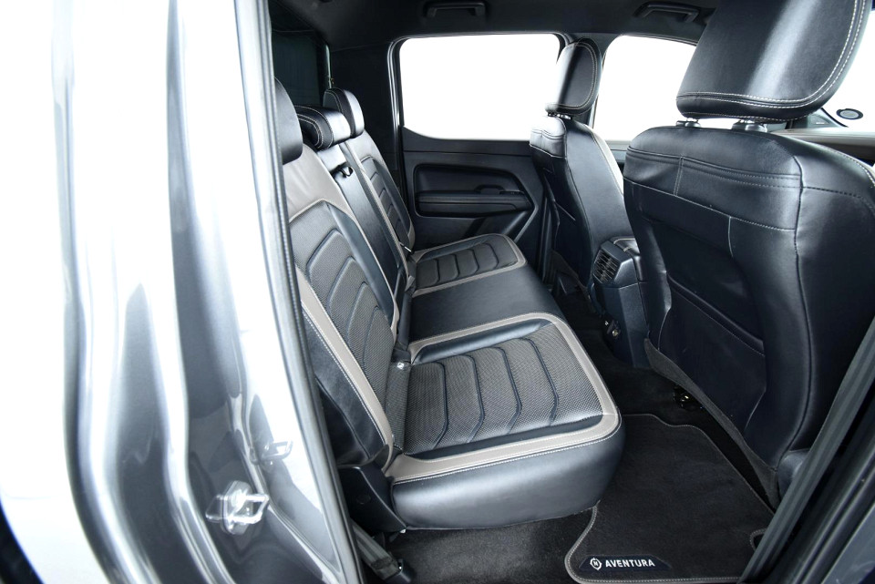 Photo 15 of 21