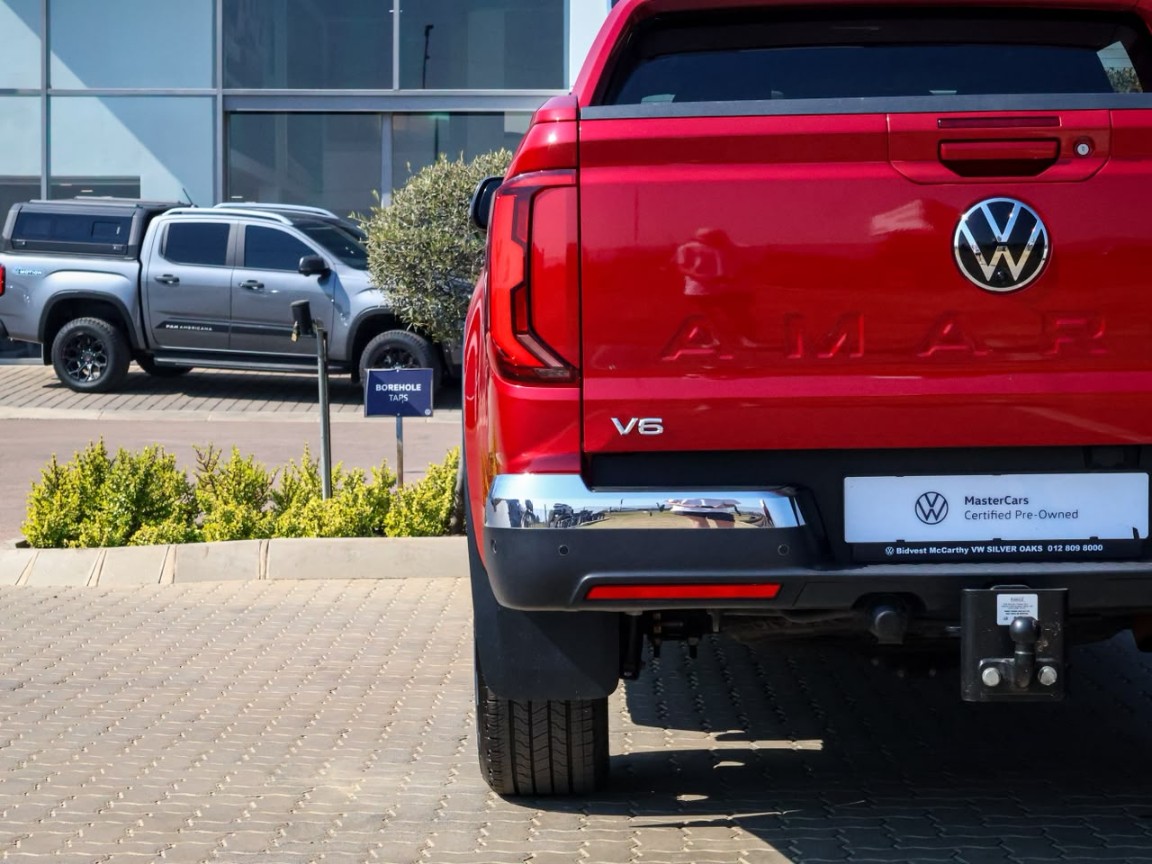 Photo 11 of 20