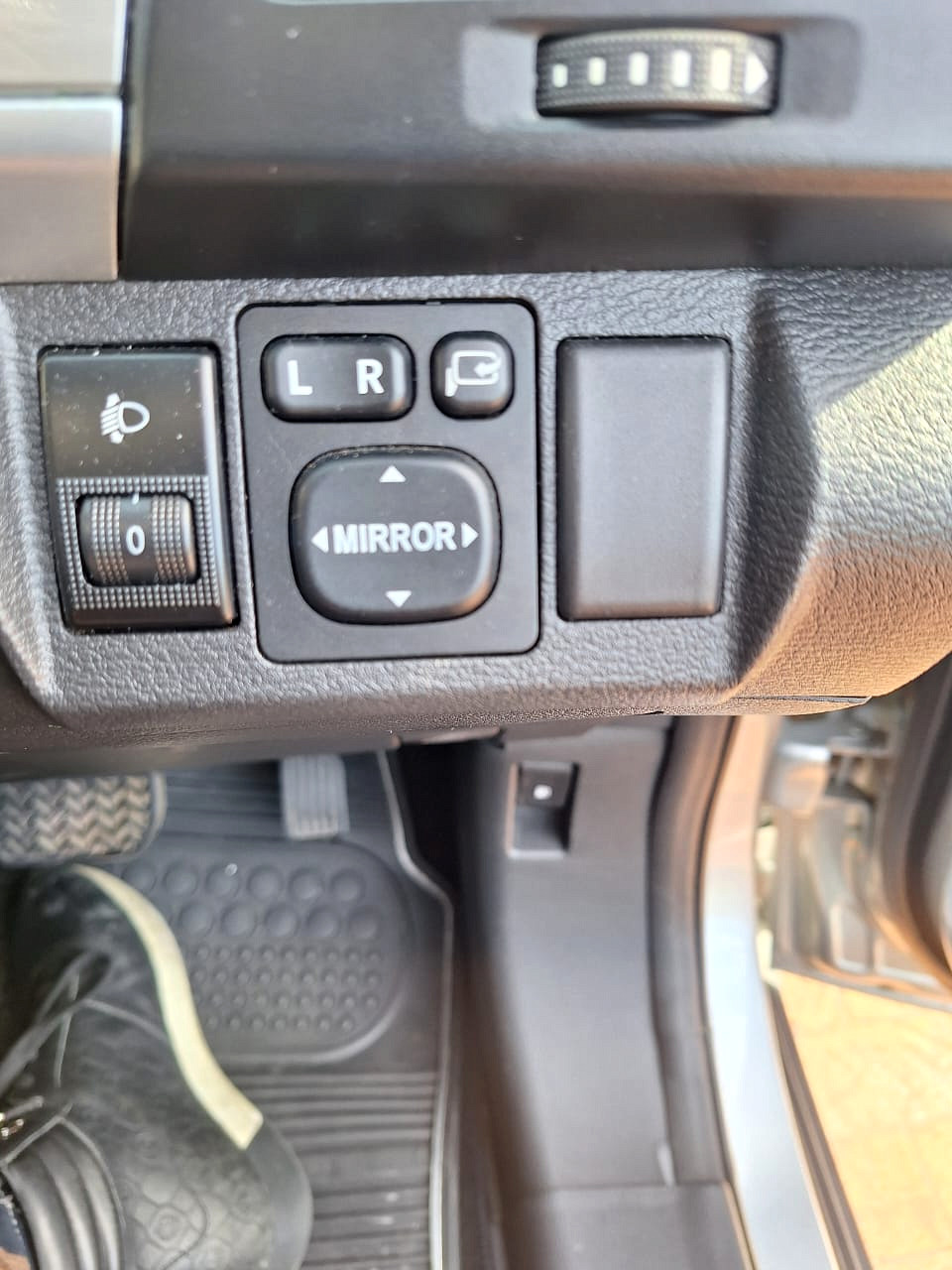 Photo 14 of 21