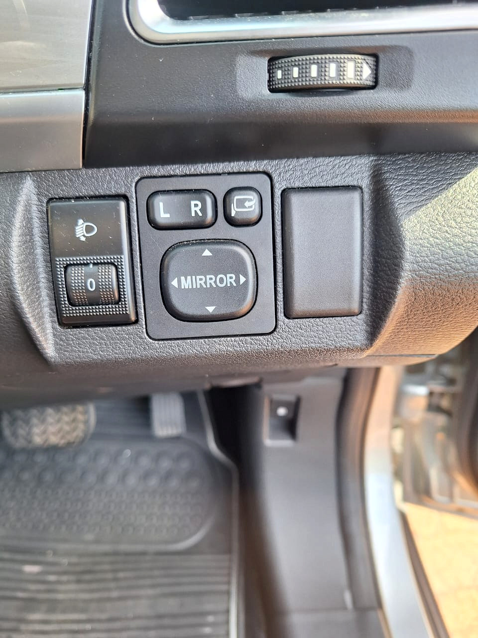 Photo 16 of 21