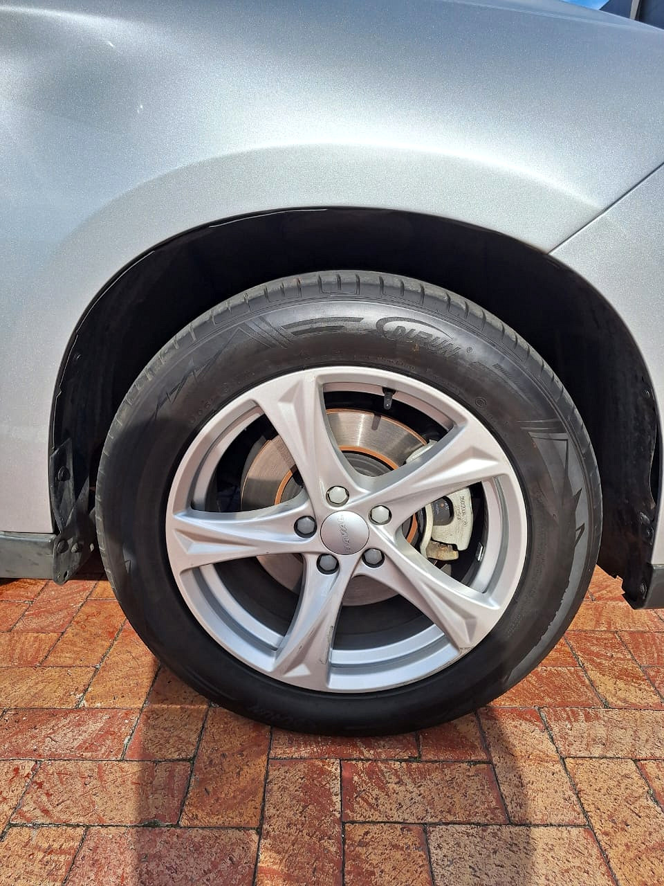 Photo 18 of 21