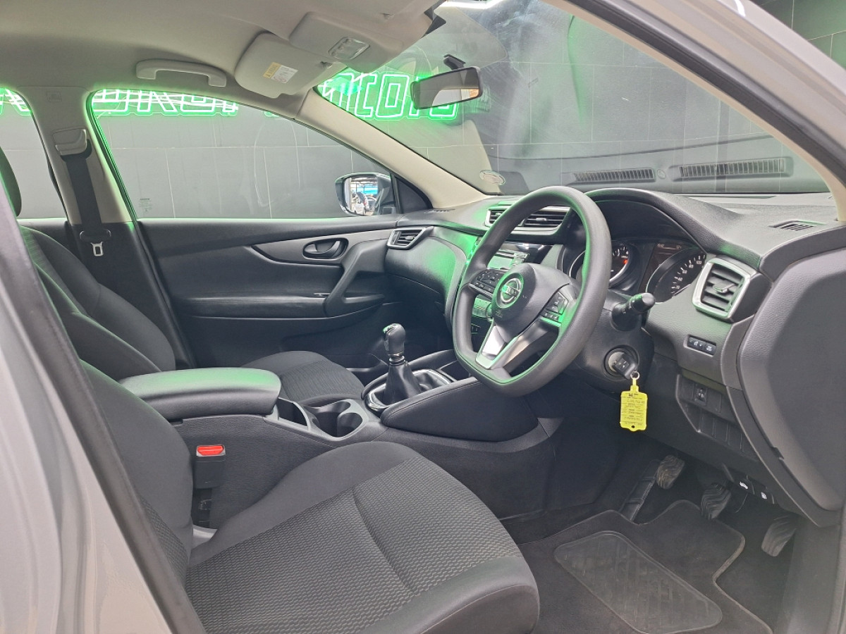 Photo 12 of 20