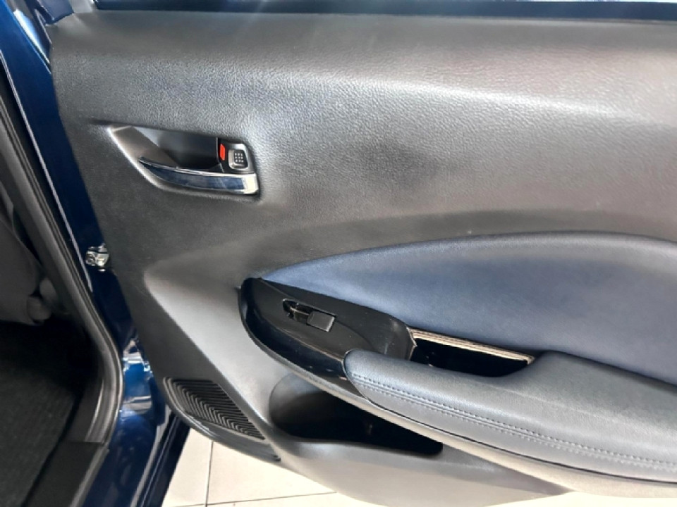 Photo 5 of 16