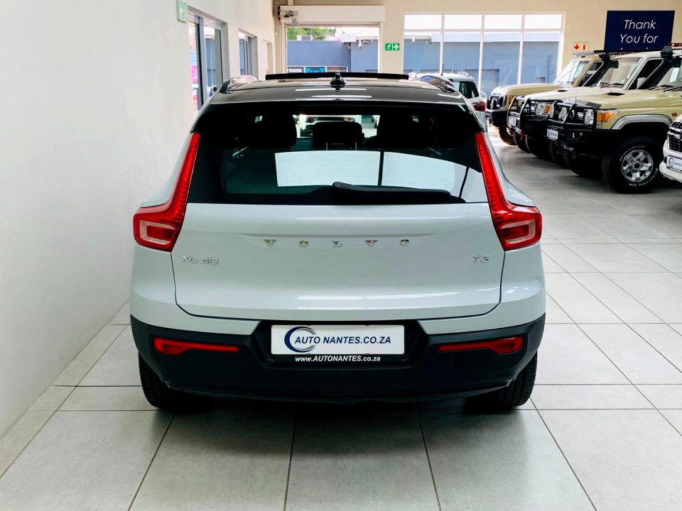 Photo 12 of 14