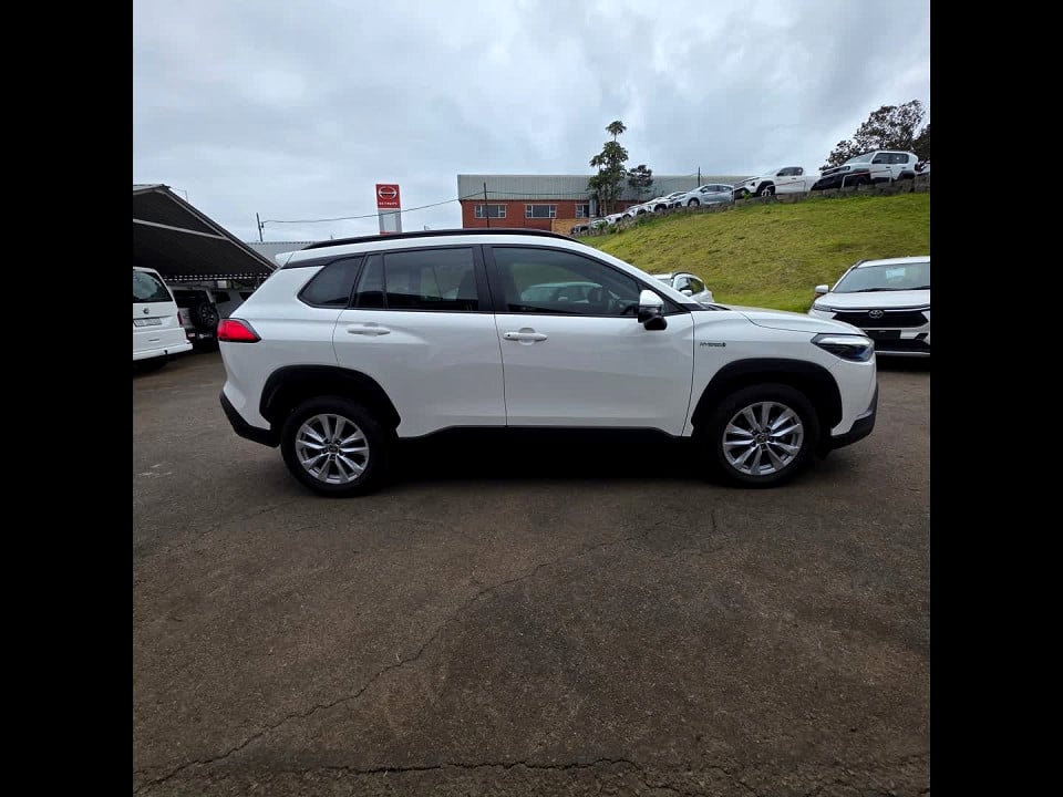 Photo 3 of 21