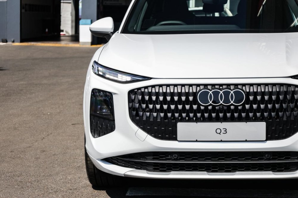 Photo 4 of 20