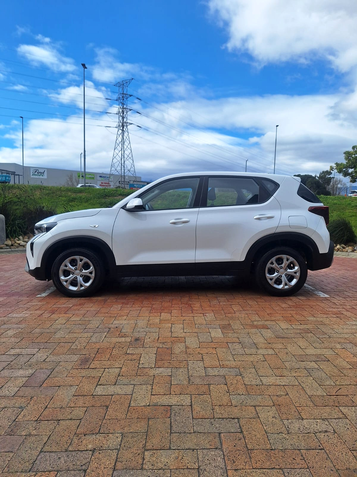 Photo 7 of 17