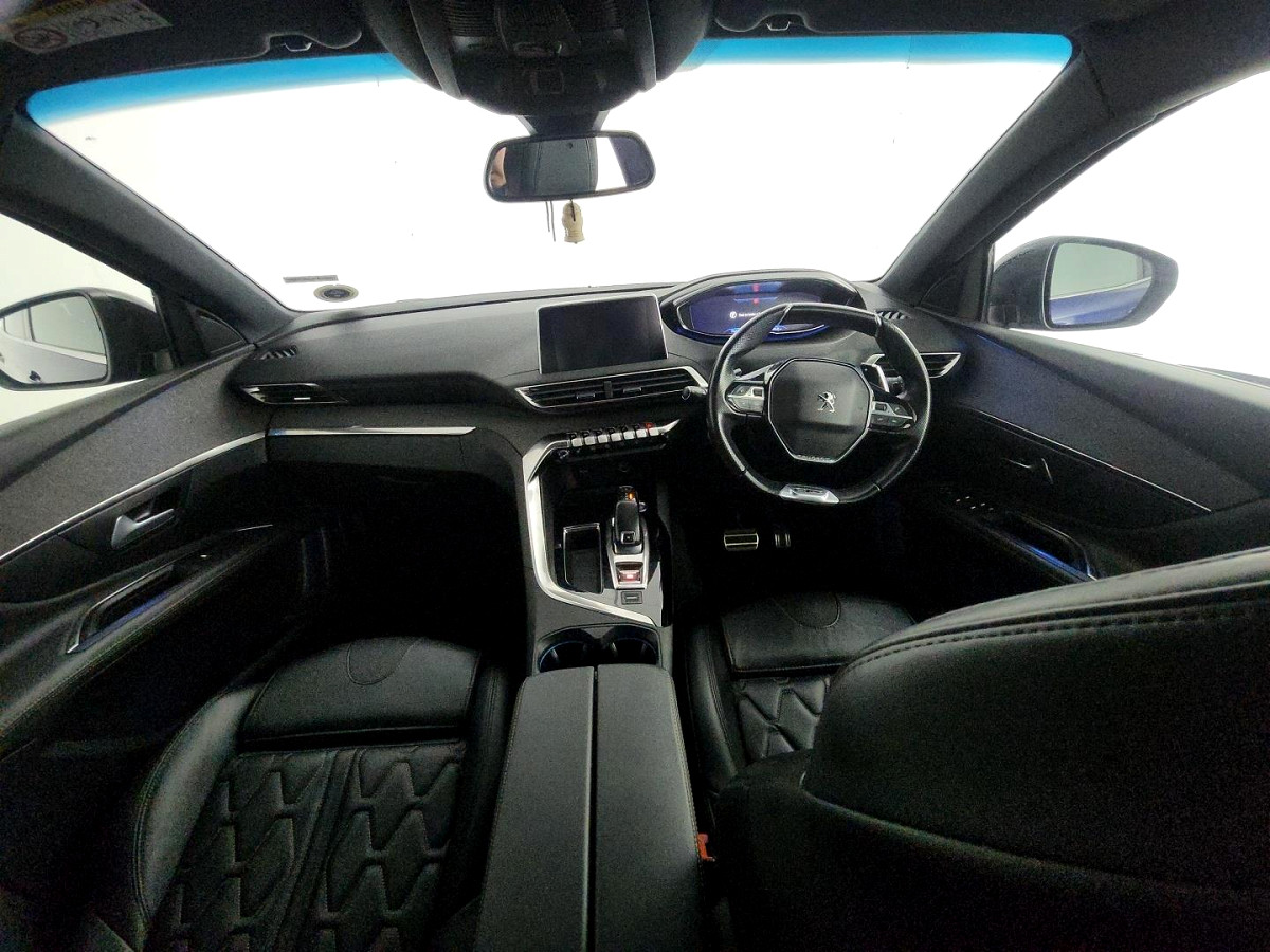Photo 8 of 9