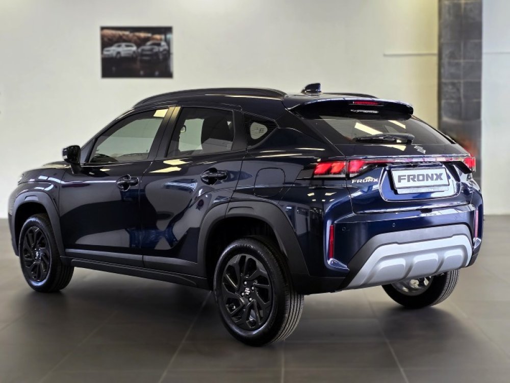 Photo 7 of 23