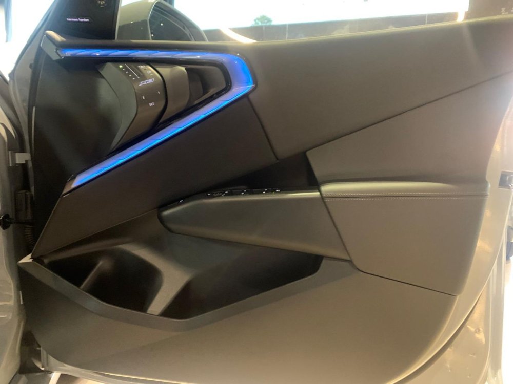 Photo 14 of 30