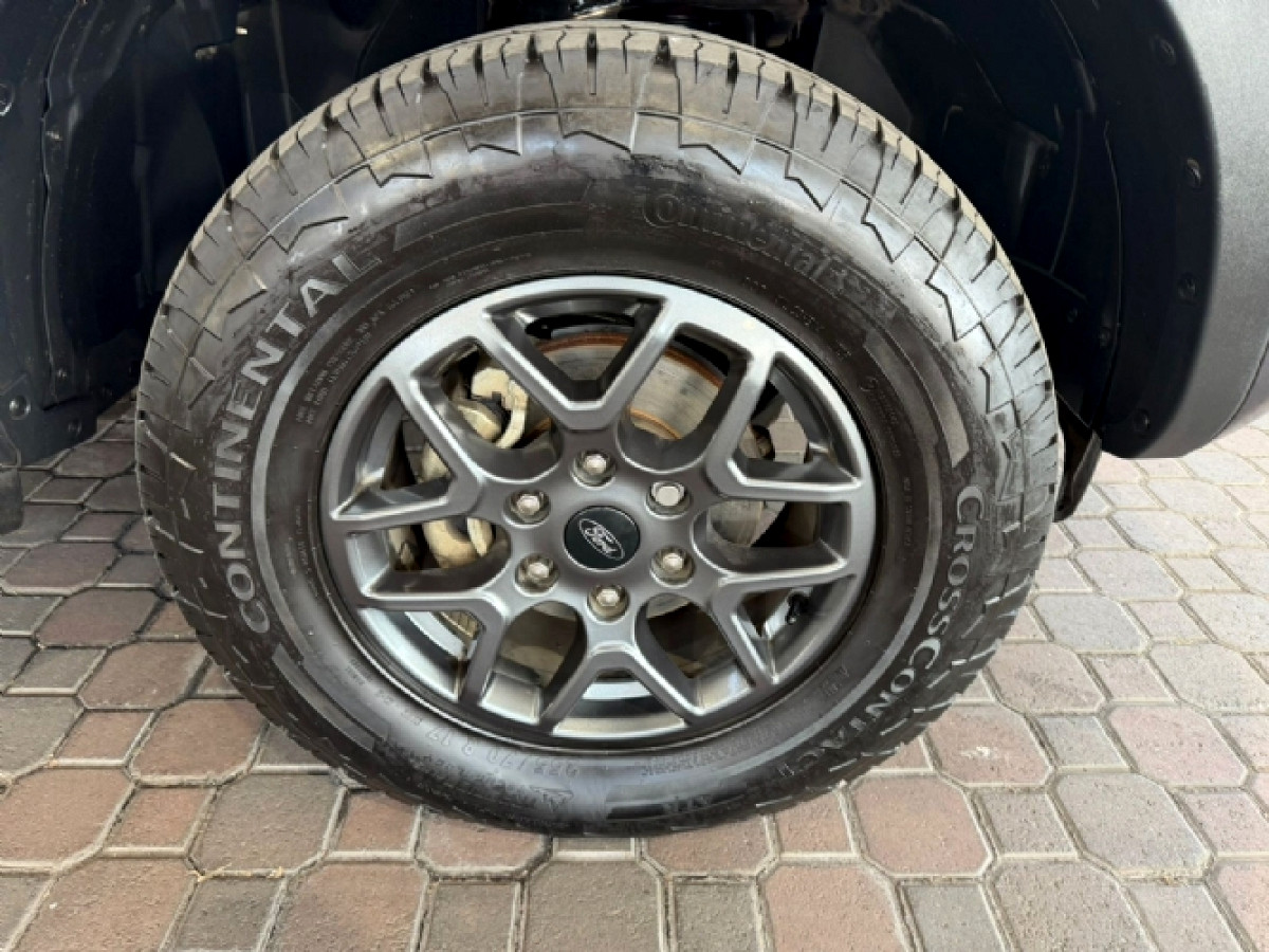 Photo 17 of 19