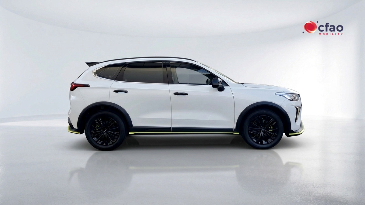 Photo 3 of 18