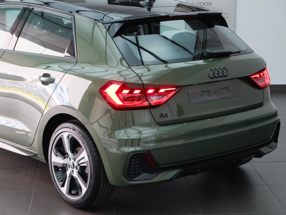 Photo 24 of 25