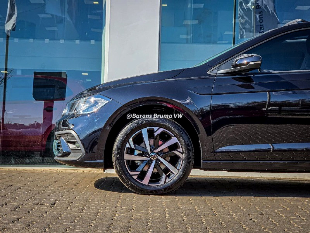 Photo 6 of 23