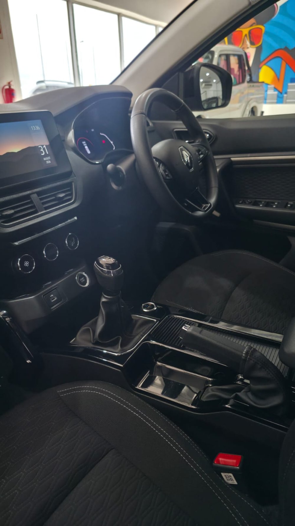Photo 9 of 16