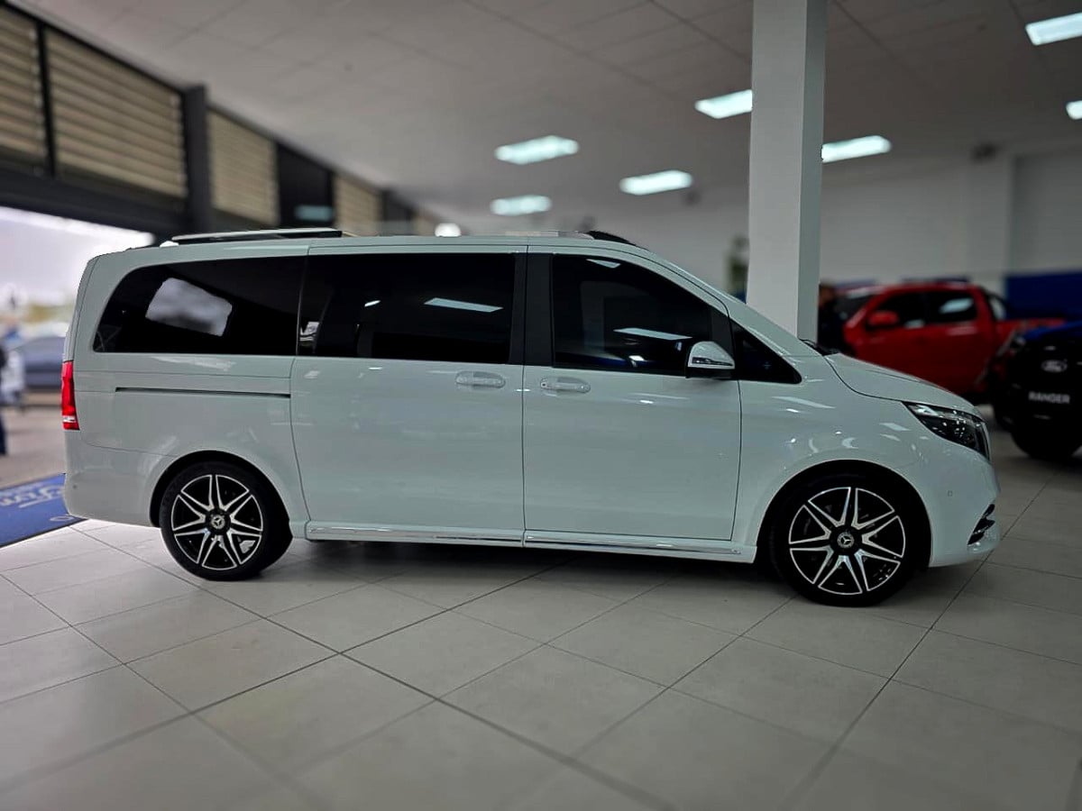 Photo 9 of 28