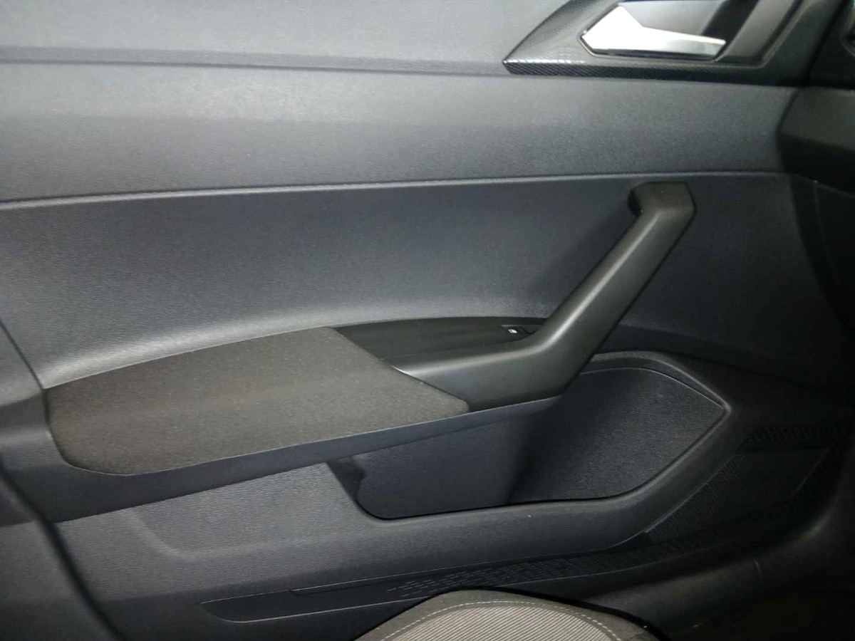 Photo 7 of 20