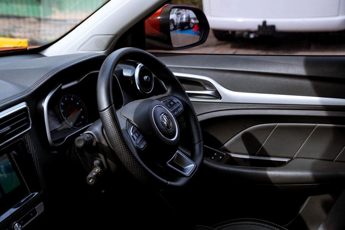 Photo 7 of 24