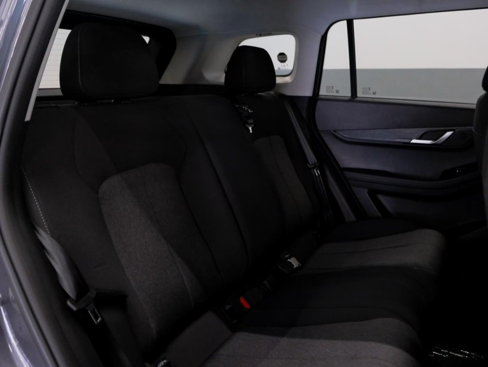 Photo 17 of 25