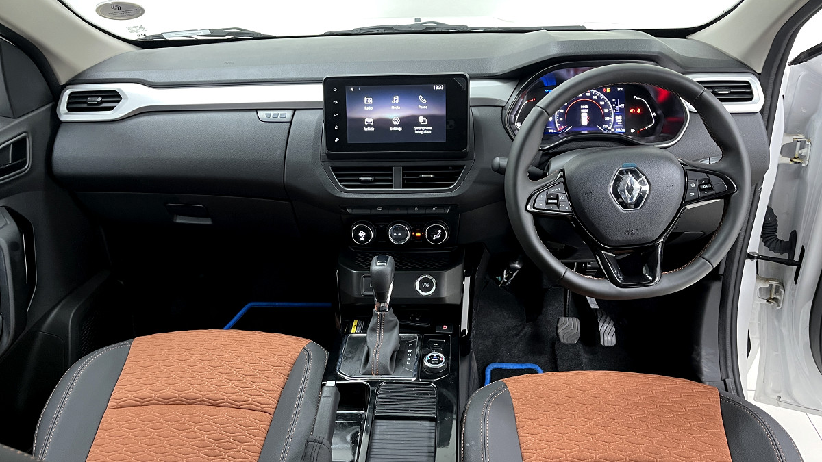 Photo 15 of 28