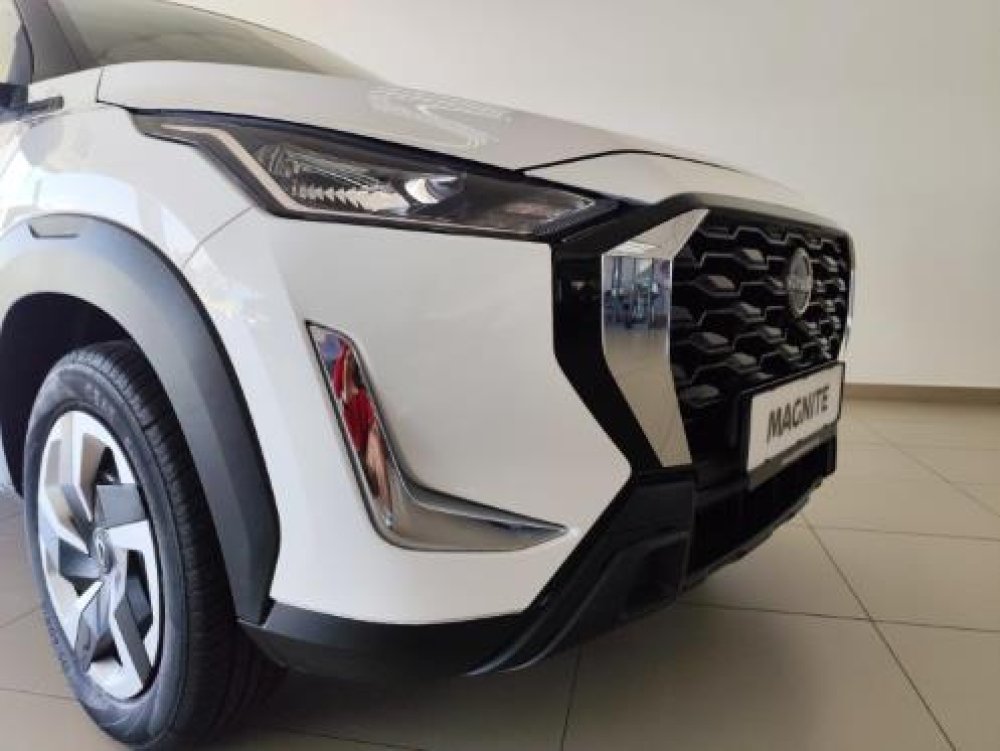 Photo 2 of 17