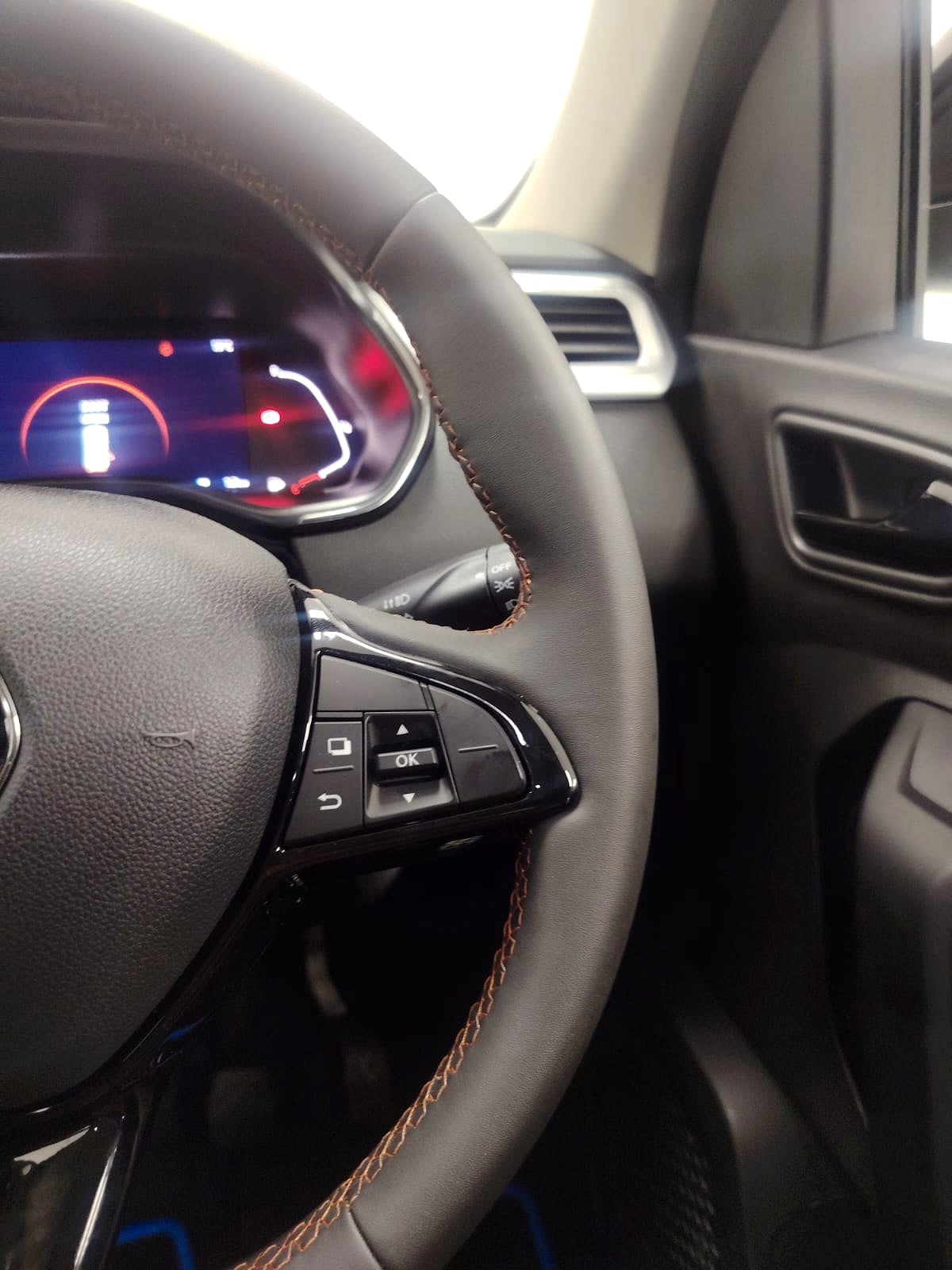 Photo 18 of 25