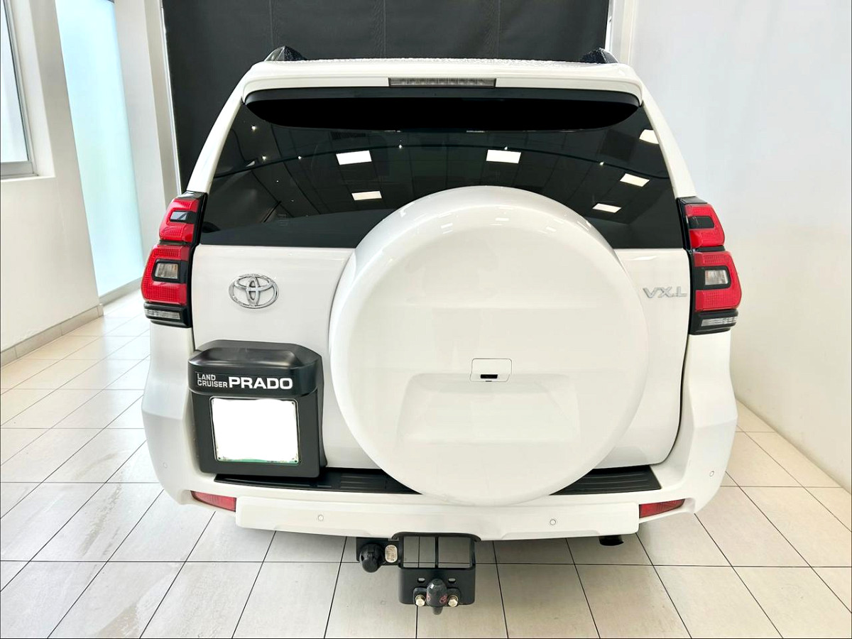 Photo 6 of 18