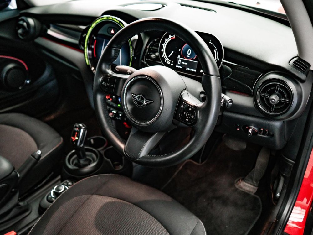 Photo 13 of 26