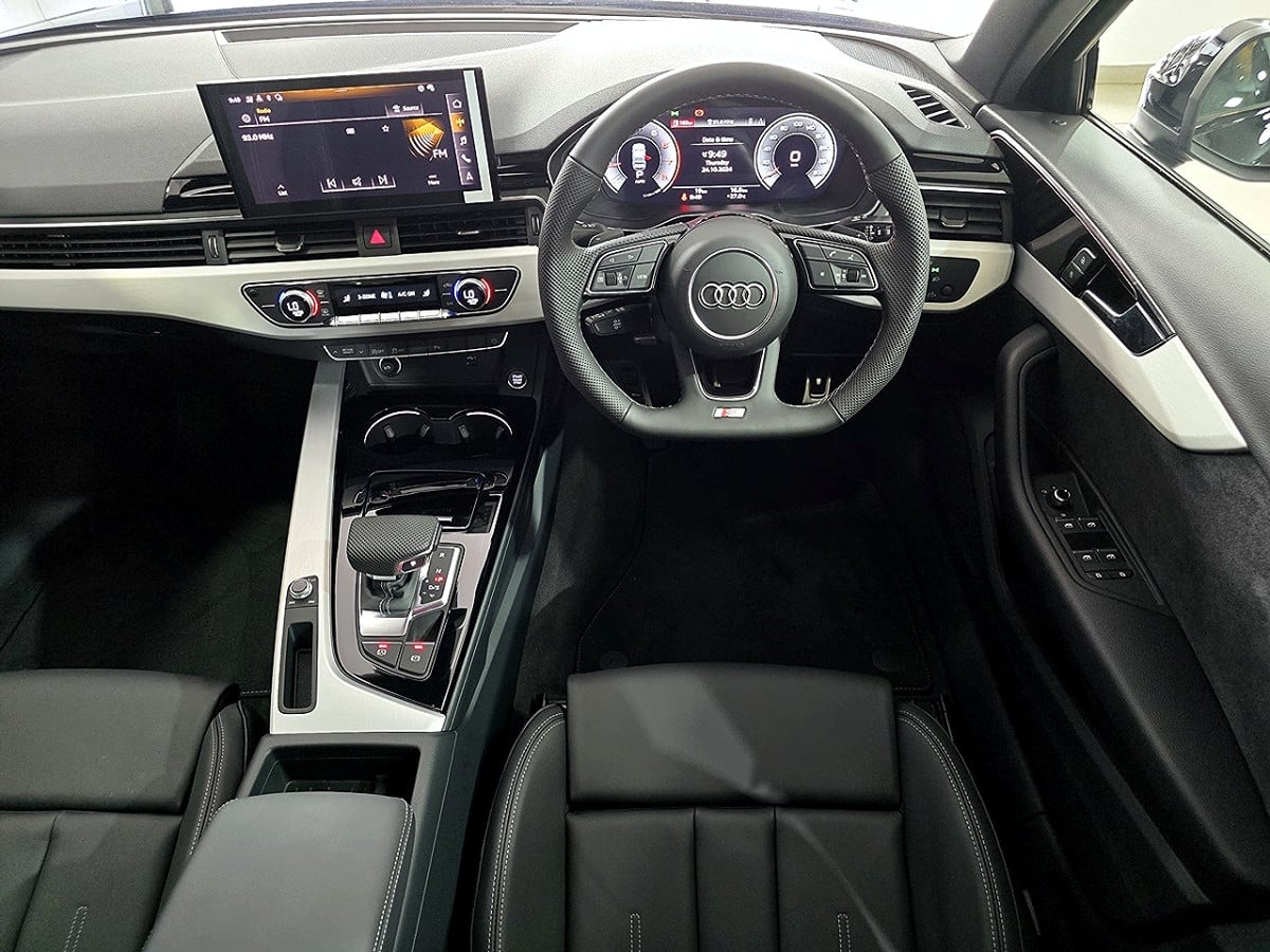 Photo 22 of 26