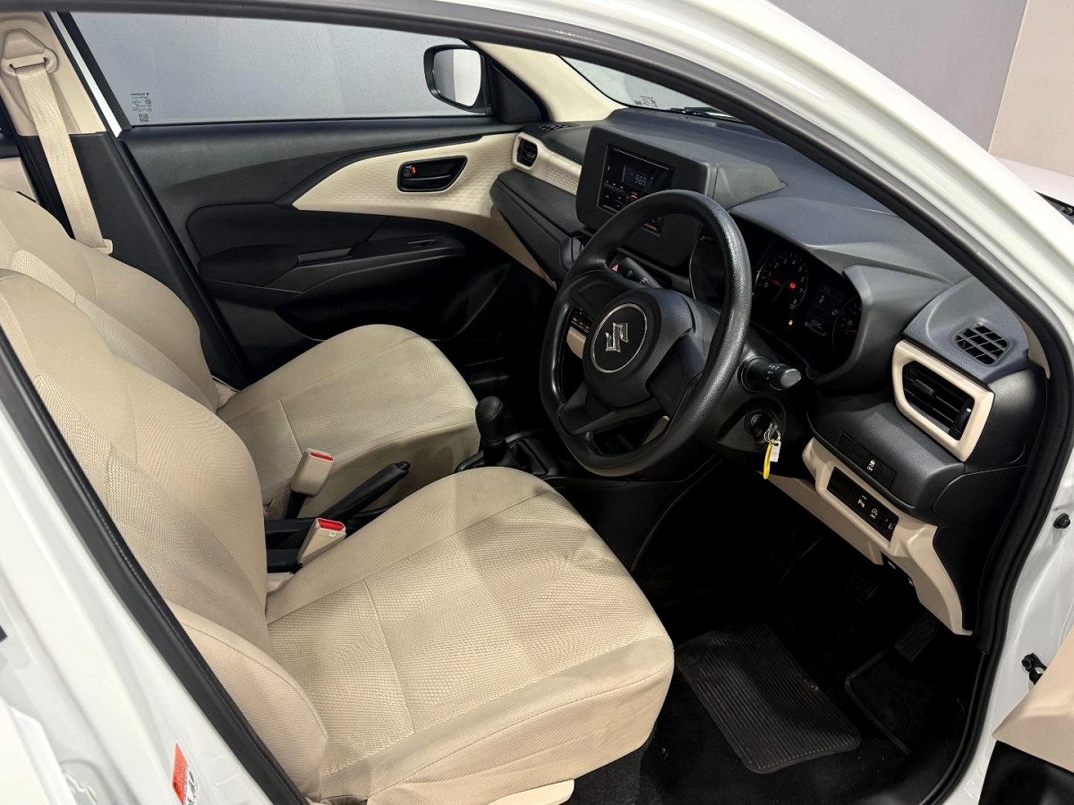 Photo 15 of 26