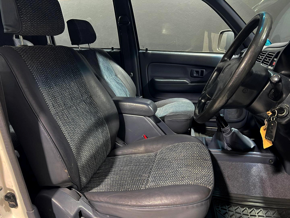 Photo 11 of 14