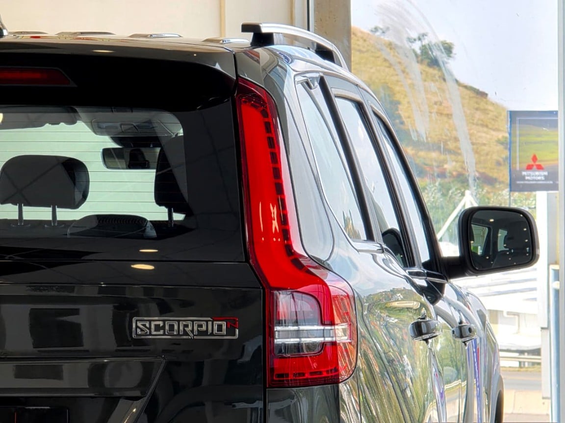 Photo 24 of 27