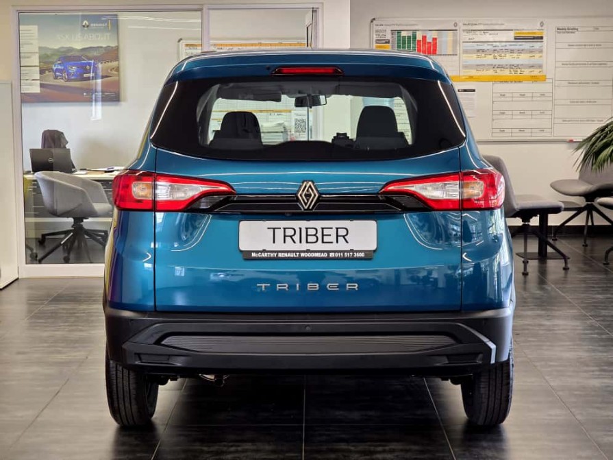 Photo 21 of 24